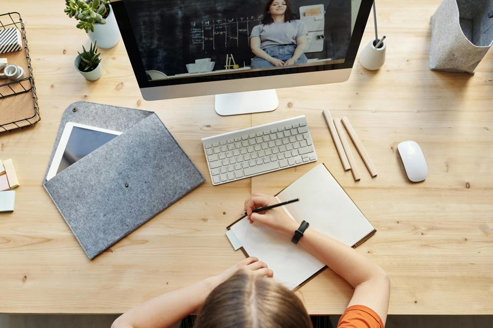 online learning-fae8bad3ae65499b8838c9801d1dba73.jpg online learning