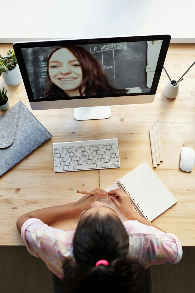 online learning-f2ecf9fbfcbc401ba290ce6e08a97c4e.jpg online learning